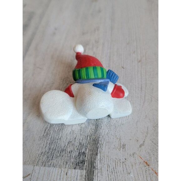 Hallmark Frosty fun repaint Red 2010 snowman ornament Xmas - Picture 5 of 6